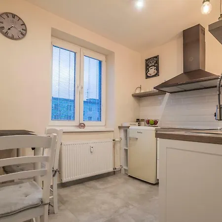 Amos - Private Parking Included Lejlighed